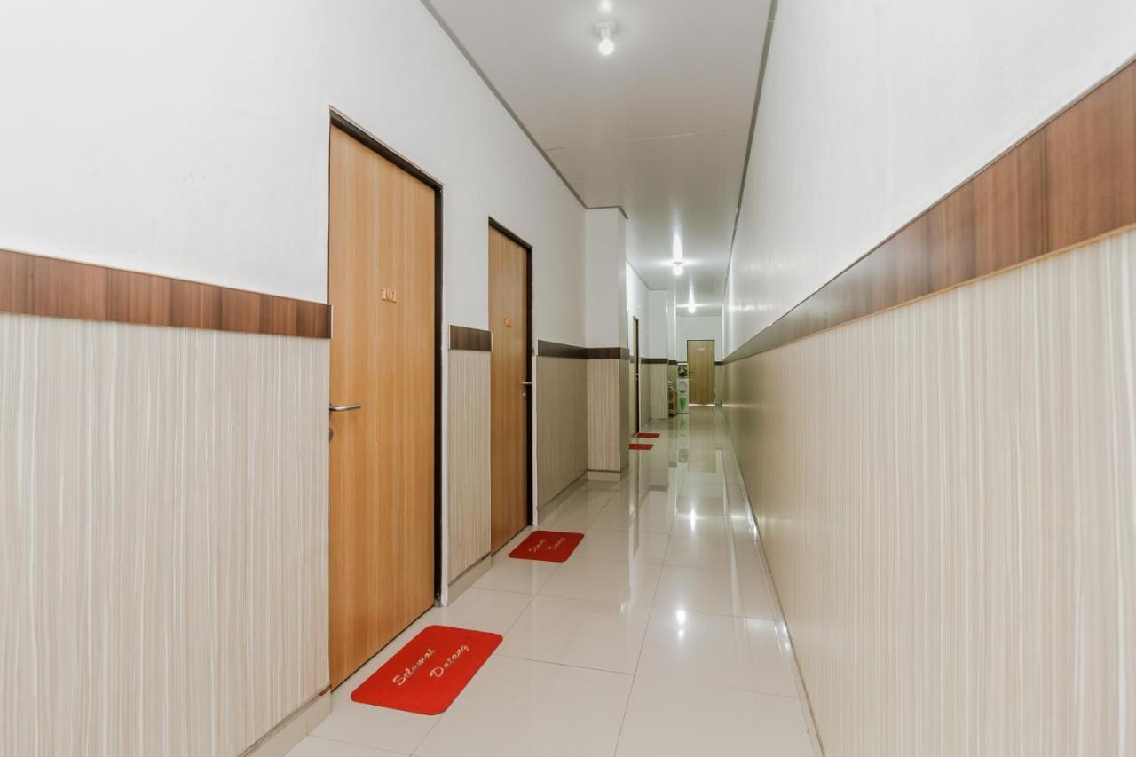 Reddoorz Syariah Near Rsu Suaka Insan Banjarmasin Hotel Banjarmasin  Buitenkant foto